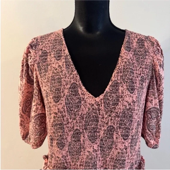 Universal Women’s Elegant Pink Paisley Mini Sundress Size L - Picture 2 of 10